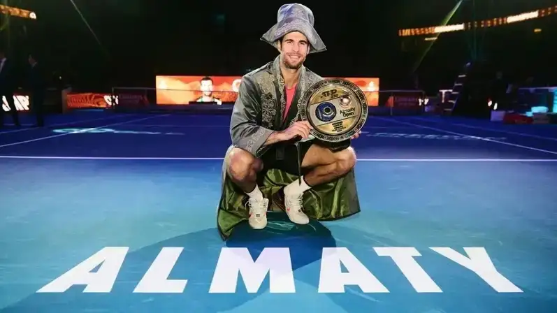 Карен Хачанов  