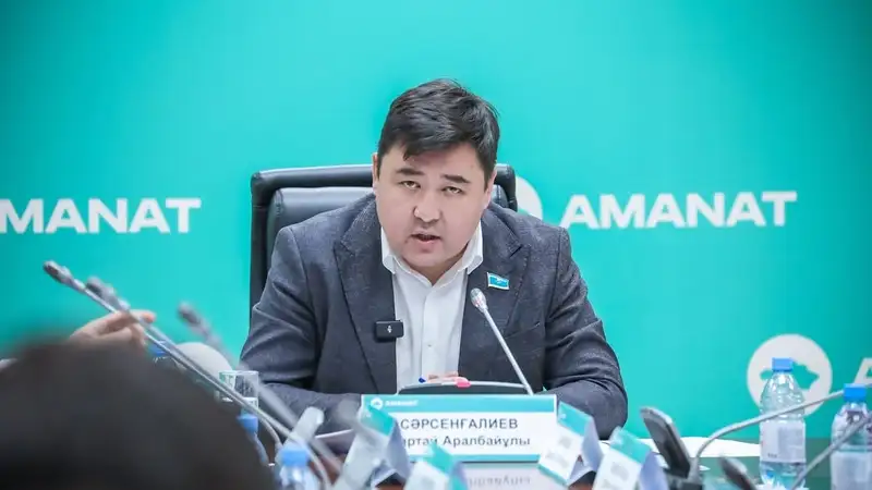 Проблемы футбола под прицелом: премьер-министр ответил на депутатский запрос