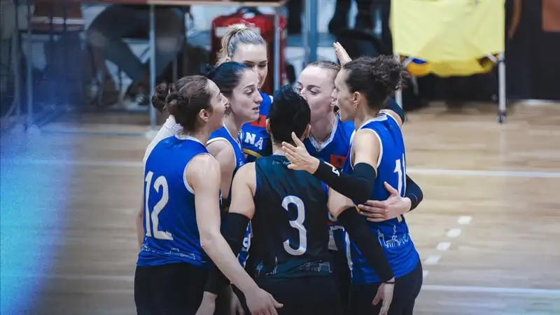 Клуб казахстанской волейболистки проиграл в матче европейского чемпионата