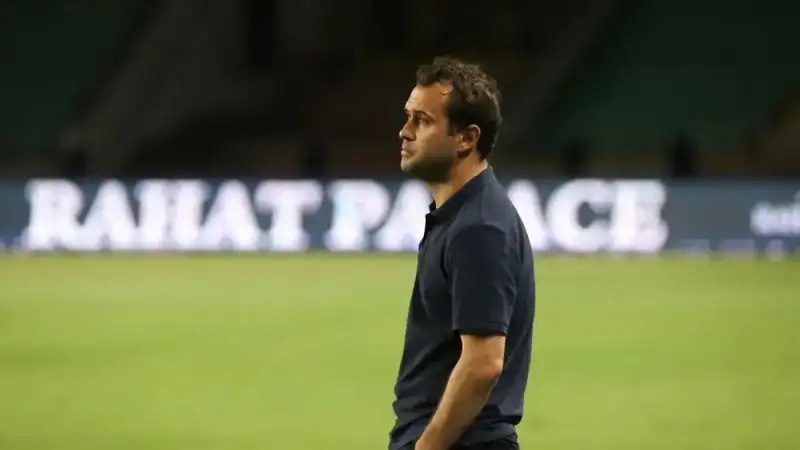 Экс-тренер "Кайрата" может возглавить российский клуб