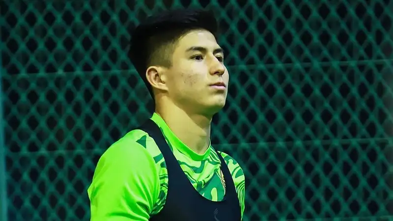 "Очень талантливый футболист": главный тренер "Пафоса" высказался о Дастане Сатпаеве