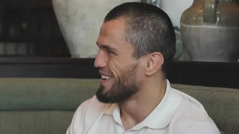 Умар Нурмагомедов рассказал, что ему нужно сделать, чтобы получить титульный бой