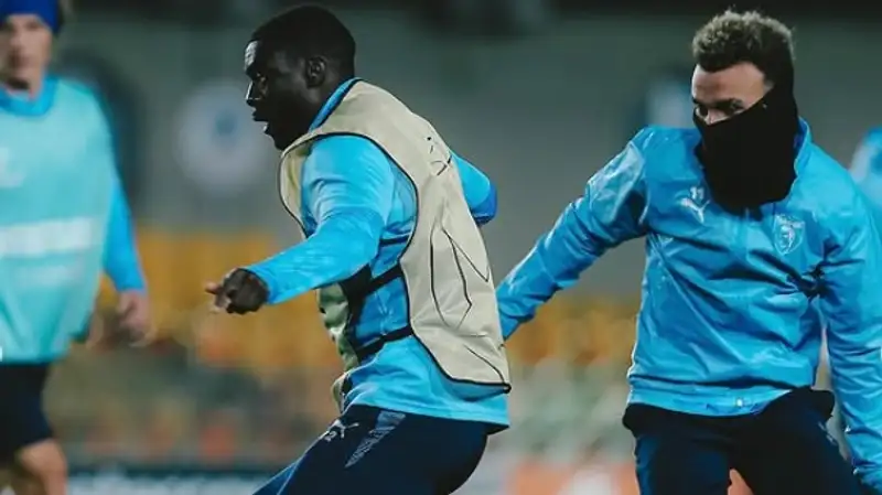 "Пафос" провел тренировку в Алматы