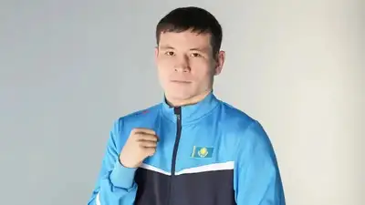 Нокаутом завершился бой за "золото" первенства Казахстана чемпиона Азии