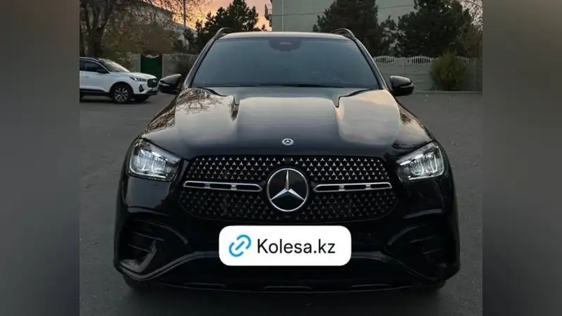 Сметов продает авто
