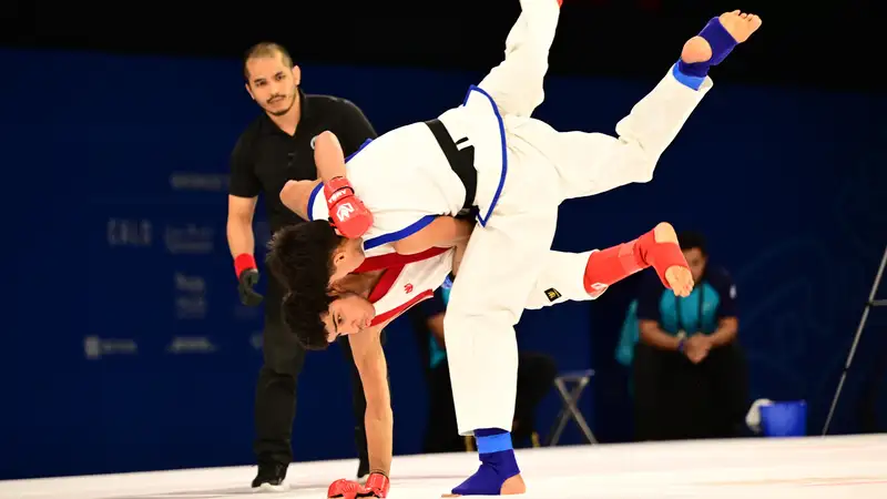 Бойцы из Казахстана уверенно вышли в полуфиналы Азиатских игр