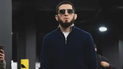 Ислам Махачев