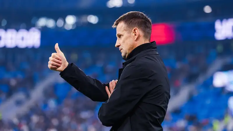 Главный тренер "Зенита" назвал причину замены Нуралы Алипа в матче против "Оренбурга" в Кубке России