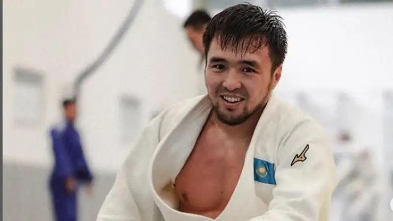 Сметов продает авто