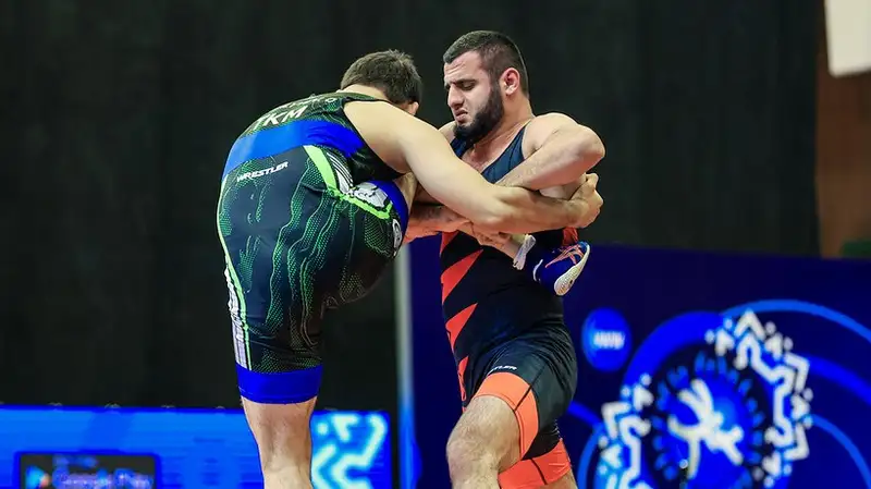 Третий "вольник" из Казахстана покидает ЧМ уже после первой схватки