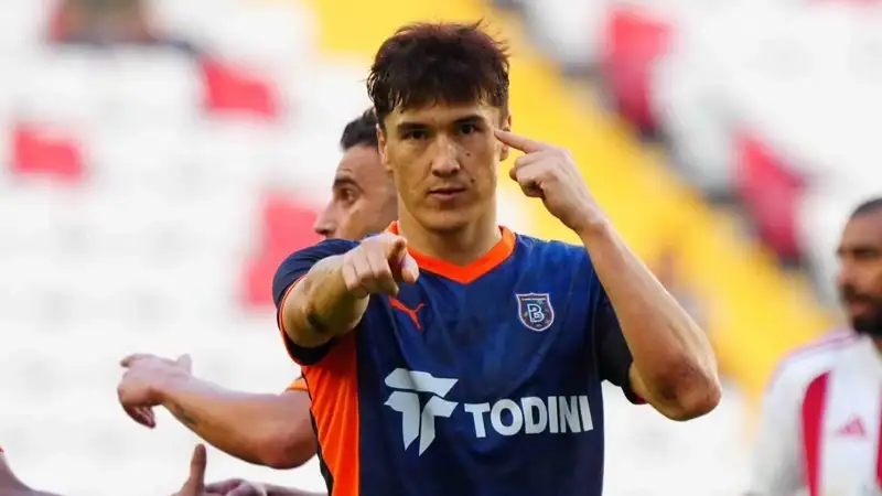 Капитан сборной Узбекистана оформил дубль в матче чемпионата Турции (видео)