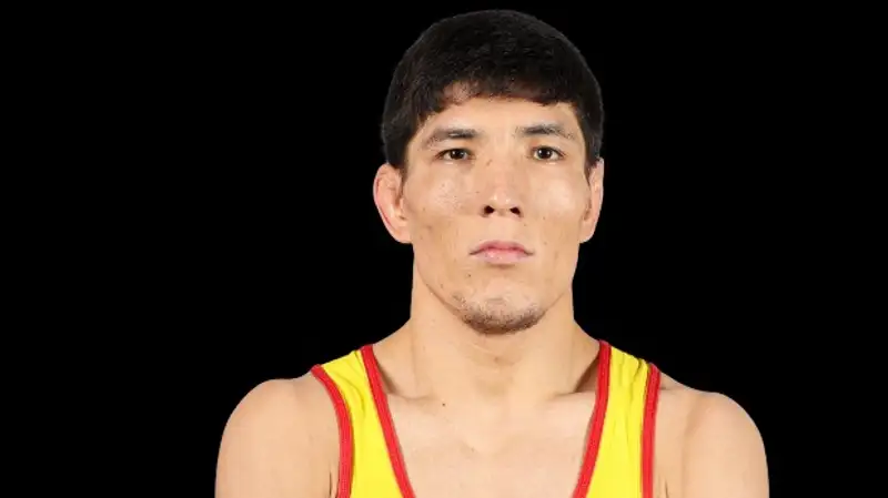 Рустем Толен