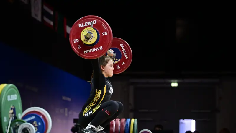 Юная тяжелоатлетка из Казахстана осталась без медали Азиатских игр