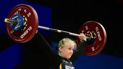 Шансов, увы, не было. Больше кг она заявить не могла, потому что всё равно не подняла бы их Шансов, увы, не было. Больше кг она заявить не могла, потому что всё равно не подняла бы их