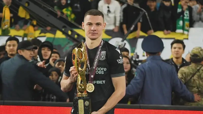 В "Хартсе" сделали официальное заявление о трансфере Ислама Чеснокова