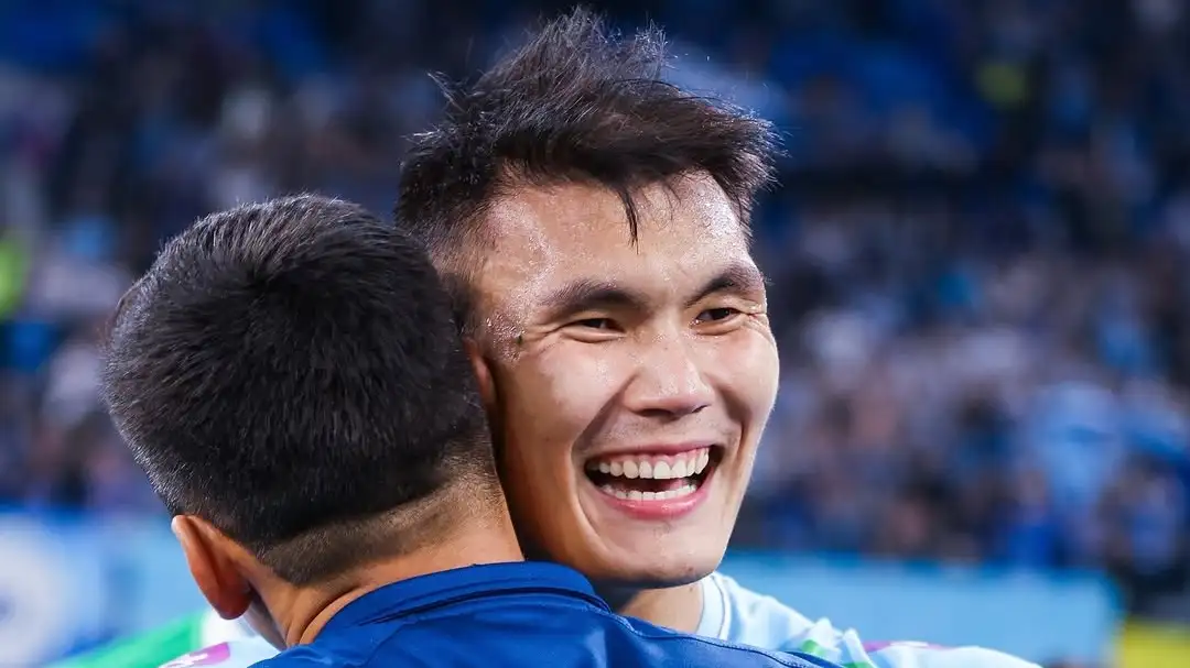 В России оценили игру Нуралы Алипа в игре против "Сочи" в РПЛ В России оценили игру Нуралы Алипа в игре против "Сочи" в РПЛ