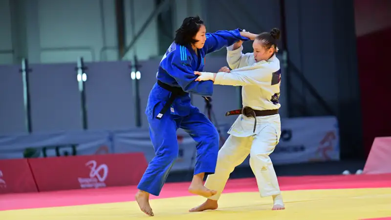 Казахстанская дзюдоистка одержала одну победу и вышла в финал Азиатских игр