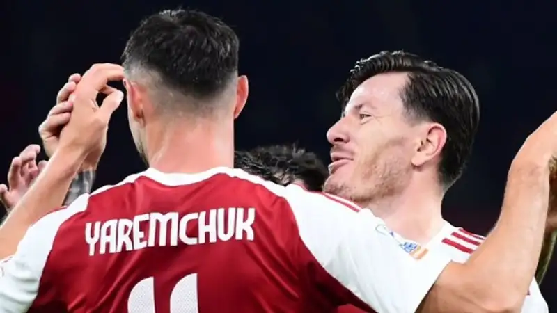 Олимпиакос