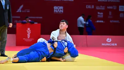Казахстанский дзюдоист выигрывал у китайца, но проиграл схватку за выход в полуфинал Азиатских игр