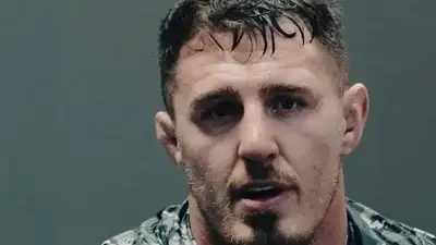 Том Аспиналл 