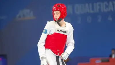 Самирхон Абабакиров полетел на ЧМ-2025 в статусе лидера мирового рейтинга, однако это не помогло ему выиграть даже бронзовую медаль