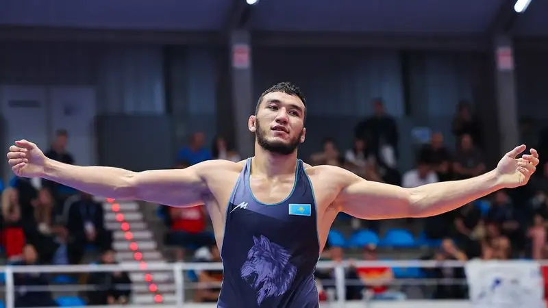 Ризабек Айтмухан решил не отдыхать после чемпионата мира до 23 лет, где он не защитил титул в 97 кг, но выиграл бронзовую медаль
