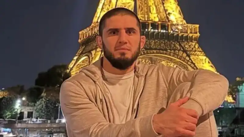 Ислам Махачев 