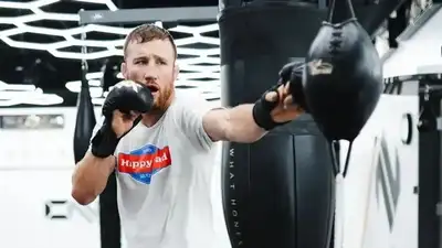 Джастин Гэтжи  Джастин Гэтжи