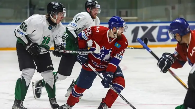 Лидеры чемпионата Казахстана по хоккею одержали очередные победы