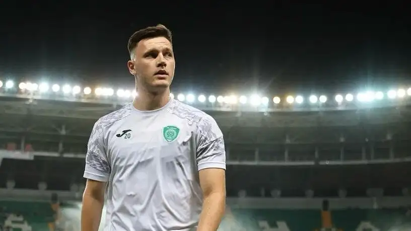 Два гола и удаление случились в матче РПЛ с участием Максима Самородова