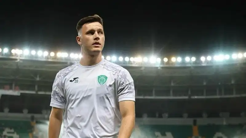 Два гола и удаление случились в матче РПЛ с участием Максима Самородова