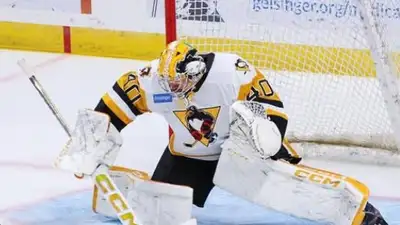 Команда казахстанского вратаря одержала победу в матче заокеанской лиги