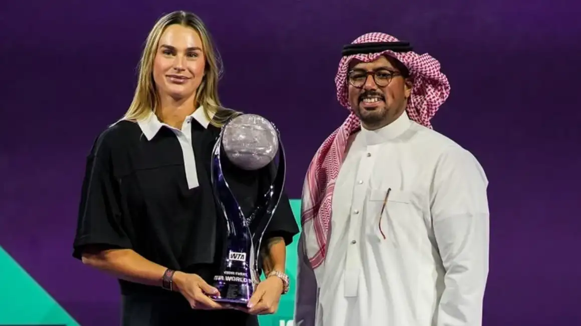Арине Соболенко вручили трофей первой ракетки мира
