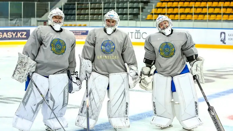 Стал известен окончательный состав женской сборной Казахстана по хоккею на чемпионат Азии