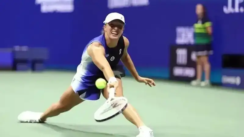 Ига Швёнтек 