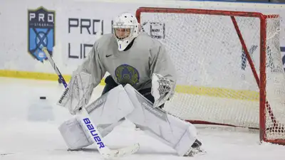 Тренерский штаб сборной Казахстана по хоккею объявил состав на игру с Беларусью