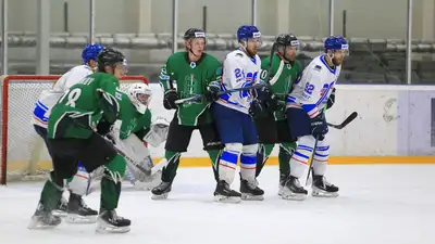 Очередные разгромные победы &quot;Торпедо&quot; и &quot;Сарыарки&quot; случились в чемпионате Казахстана по хоккею