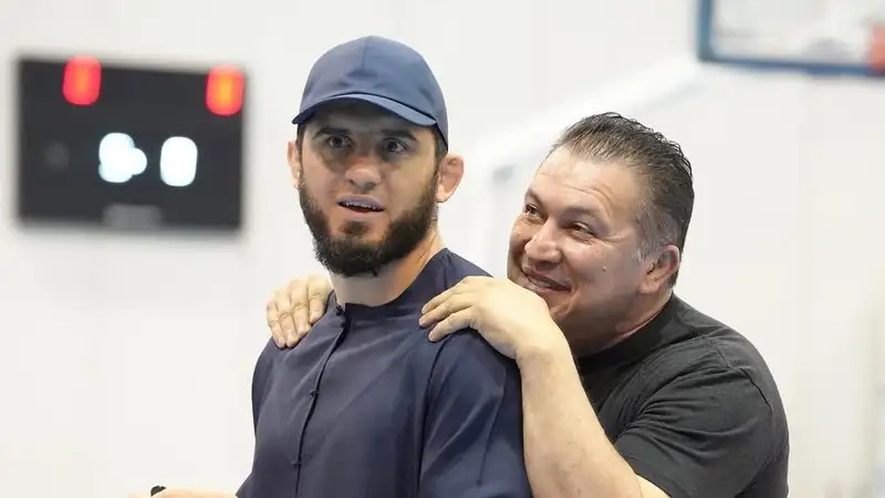 Тренер Махачева "выбрал" своему подопечному следующего соперника