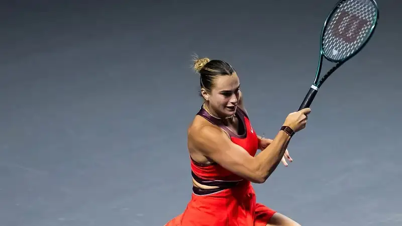 Соболенко дала оценку своему тренерскому штабу после поражения от Рыбакиной в финале Итогового турнира WTA