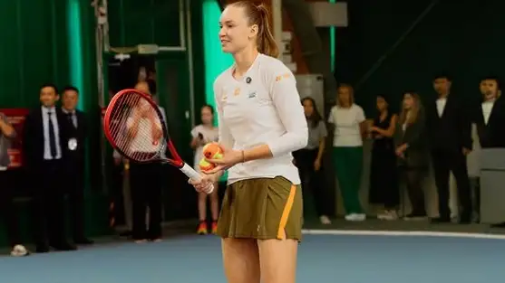 Рыбакина уехала в Германию 