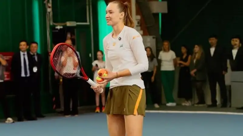 Рыбакина уехала в Германию 