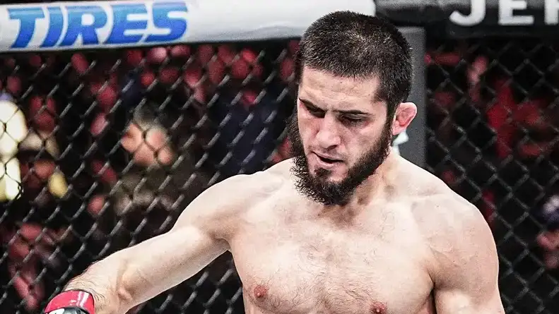 Ислам Махачев 