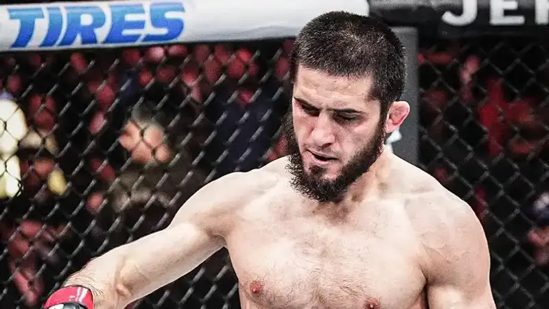 Ислам Махачев 