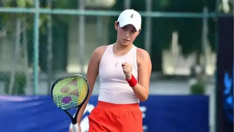 Аружан Сагандыкова 