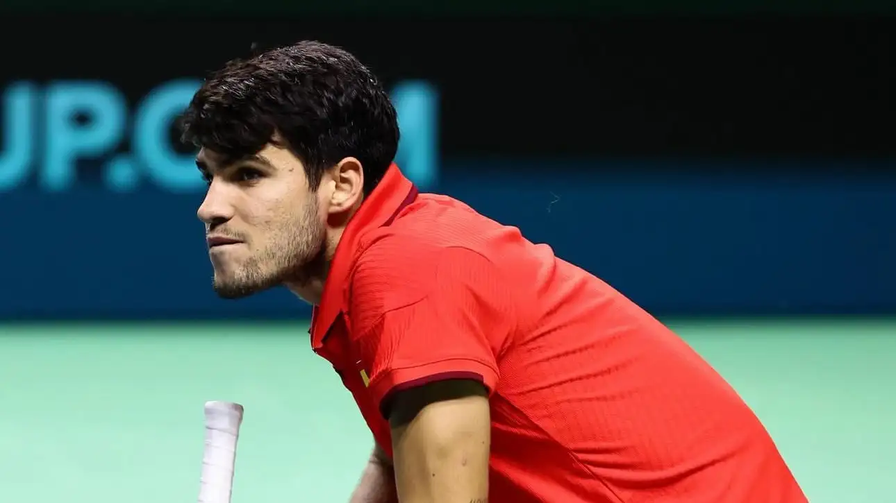 Карлос Алькарас выделил двух игроков, впечатливших его в 2025 году