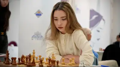 Казахстан досрочно вышел в четвертьфинал командного чемпионата мира по шахматам