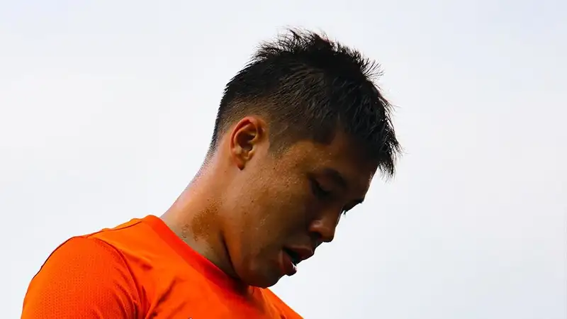 Чистка состава: "Шахтёр" объявил об уходе полузащитника Султана Сагнаева