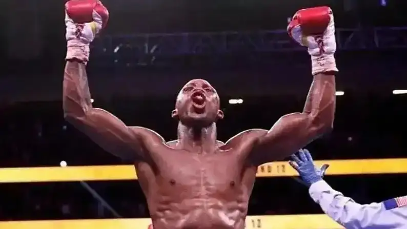 &quot;Блестящий боец&quot;: Алимханулы &quot;предостерегли&quot; перед супер боем с Ларой за три титула