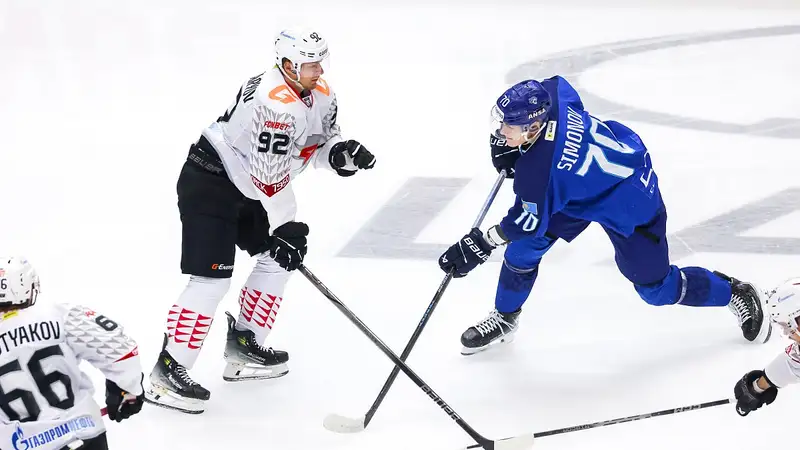 Как выглядит турнирная таблица КХЛ перед матчем "Барыс" – "Авангард"