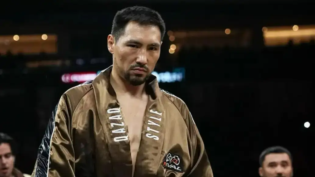 Алимханулы и избегающего его чемпиона назвали в США недостойными включения в Зал славы бокса